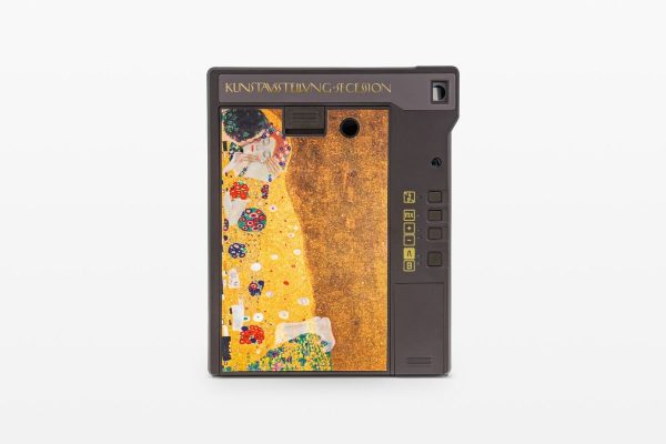 Lomography Lomo’Instant Automat & Lenses Klimt Gold Leaf Edition Fashion